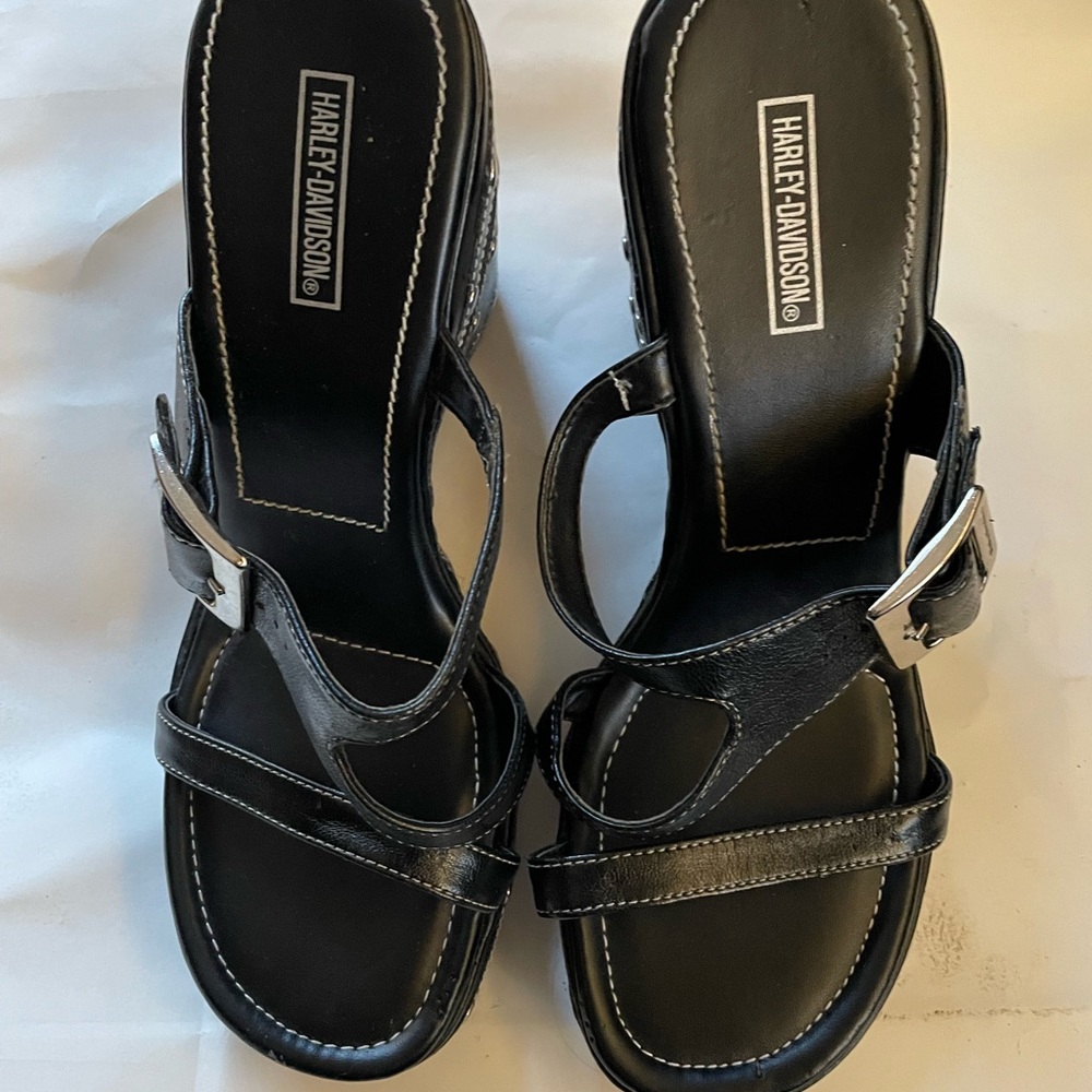 Harley Davison Sandals. Never worn. size 8.5